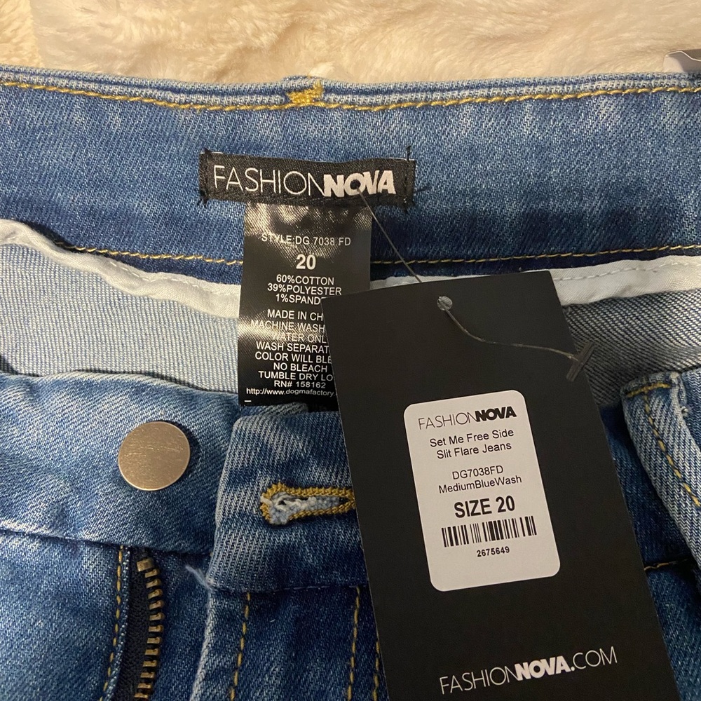 Fashion Nova Flare Jeans|Size 20